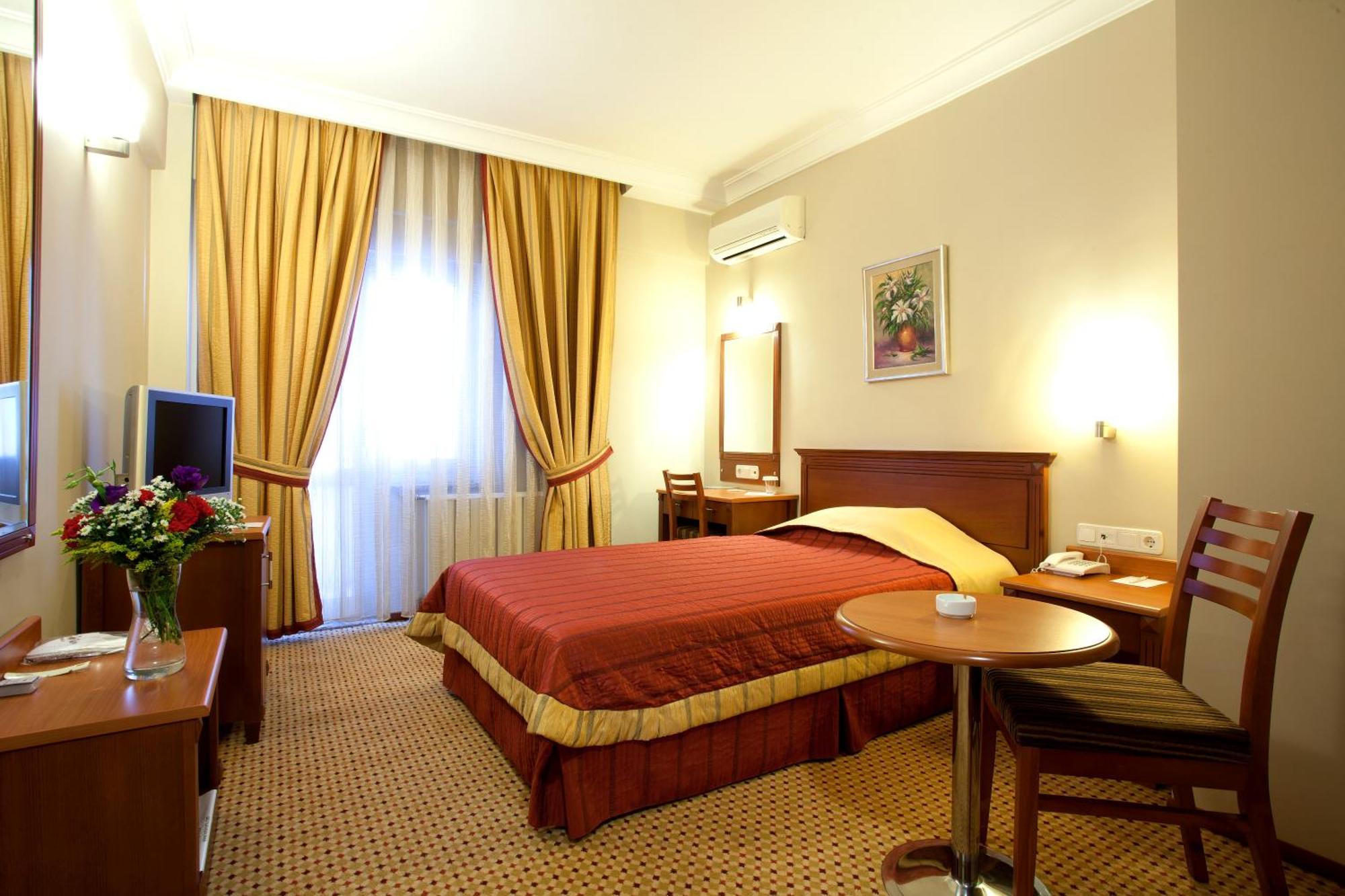 Sefa Hotel 2 צ'ורלו מראה חיצוני תמונה
