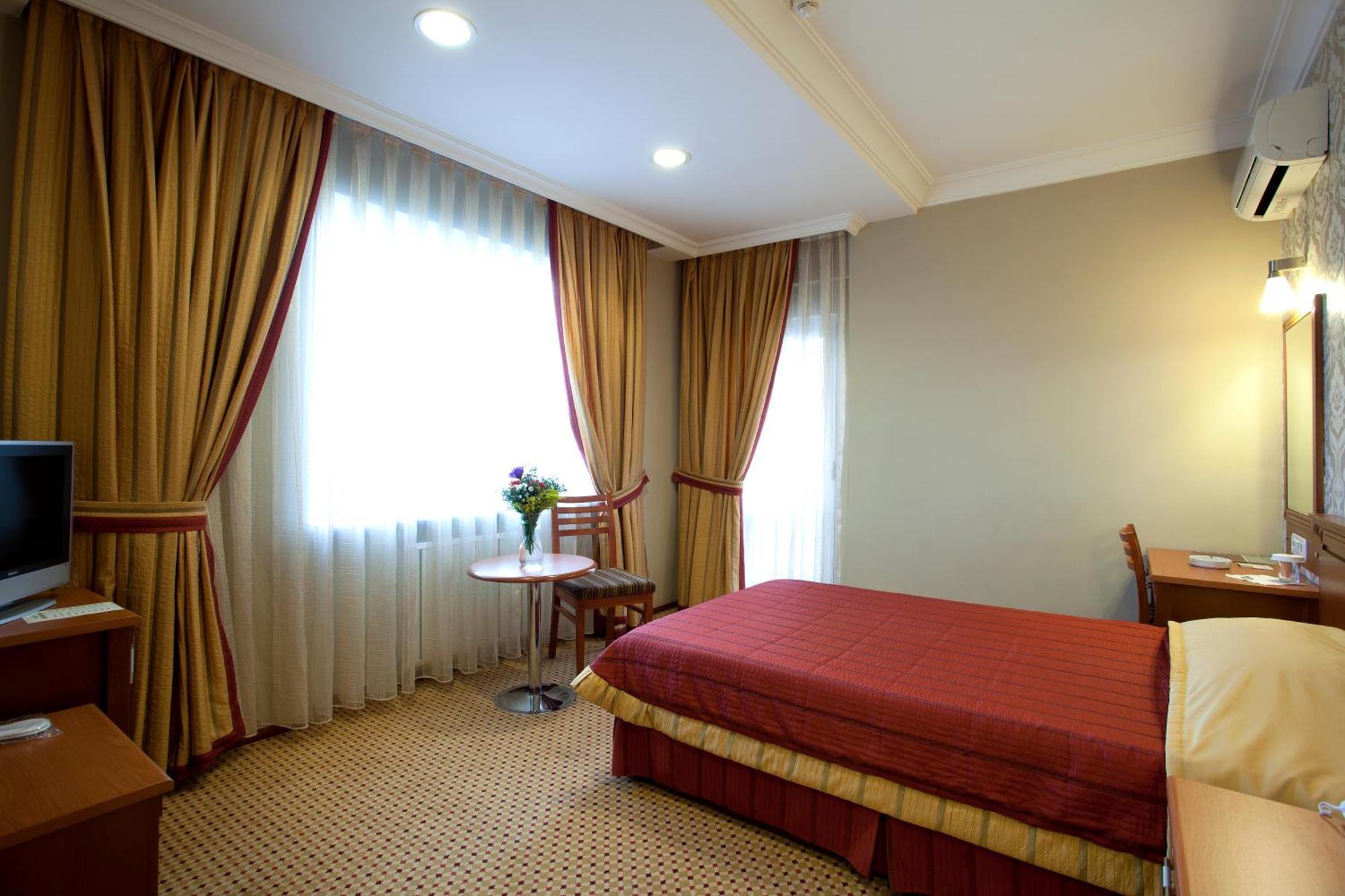 Sefa Hotel 2 צ'ורלו מראה חיצוני תמונה